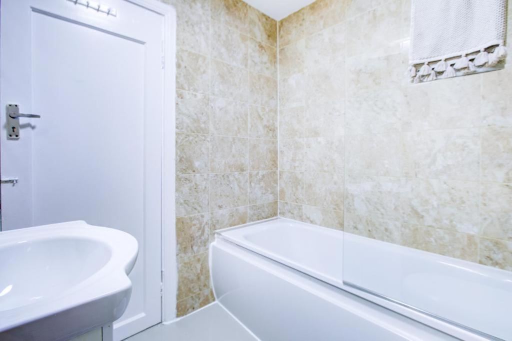 Hyde Park Apartment 2 Bedroom London Kültér fotó
